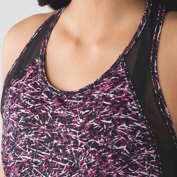 Lululemon Sunshine Salutation Tank Sz 6 
Mini Ripple Boom Juice Multi / Black - Picture 7 of 9